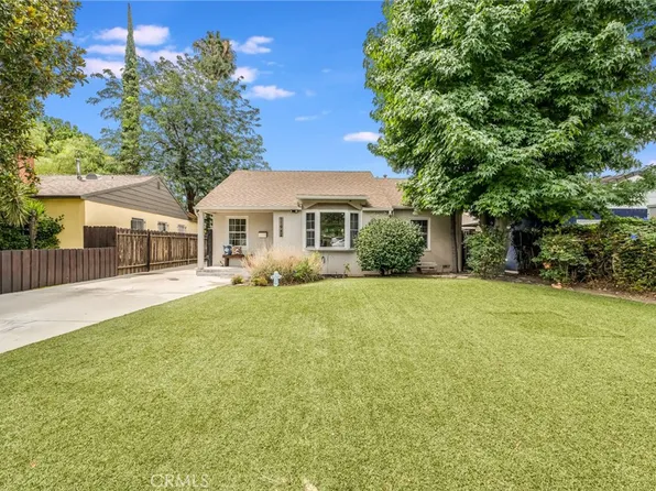 11942 Collins St, Valley Village, CA 91607