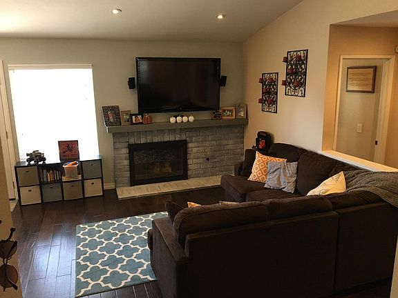 3rd image of 2856 Russian River Ln