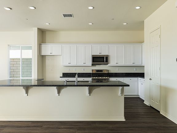 Refined kitchen