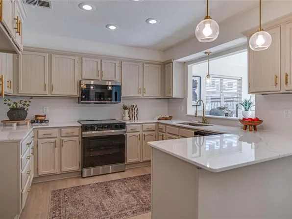 6612 NW 124th St, Oklahoma City, OK 73142