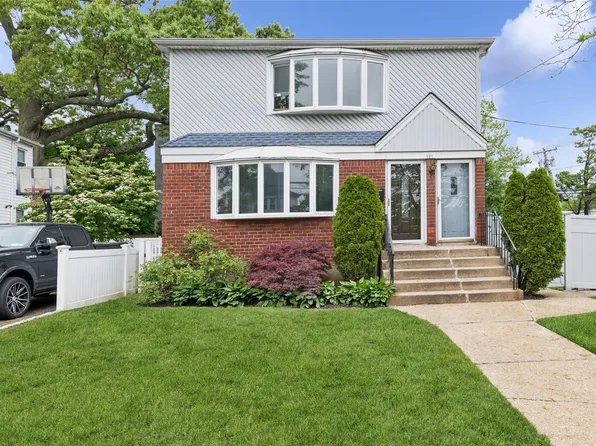 123 Denton Avenue, Lynbrook, NY 11563