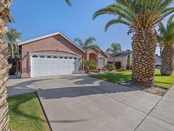 3rd image of 1678 Hawthorn Street