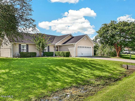 2nd image of 122 Glenwood Drive