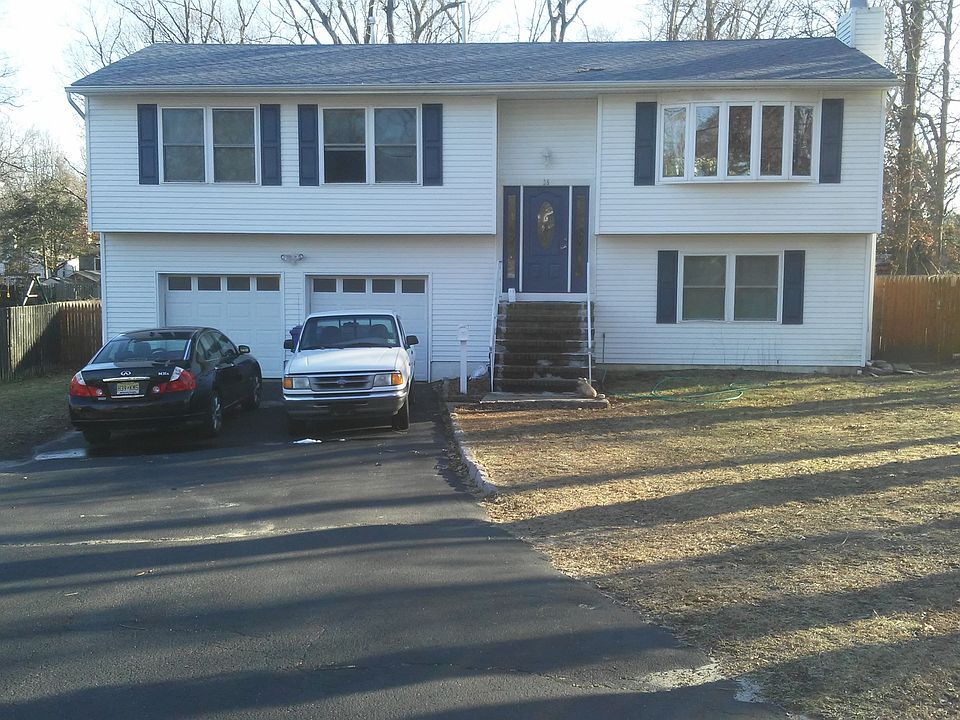 1st image of 18 Grand Ave