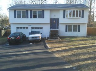 18 Grand Ave, Toms River, NJ 08753
