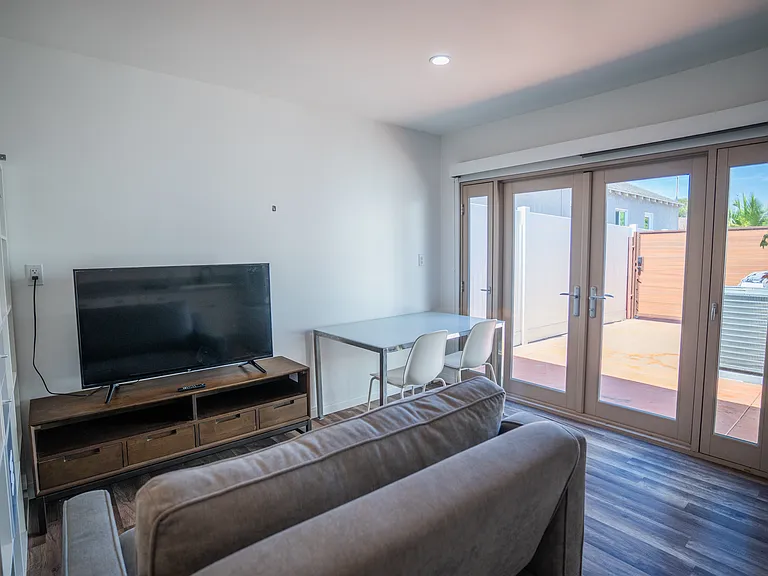 2021 Euclid Ave #1-A — Photo 5