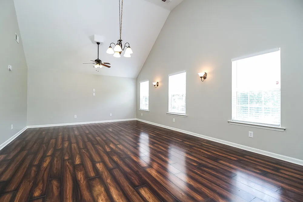 3 bed, 2.0 bath, 1741 sqft, $3,000 — Photo 4