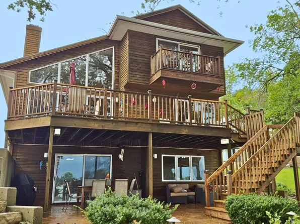 8873 Twin Lakes Rd, Manson, IA 50563