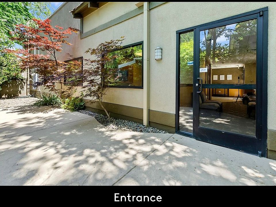 1st image of 810 29th St