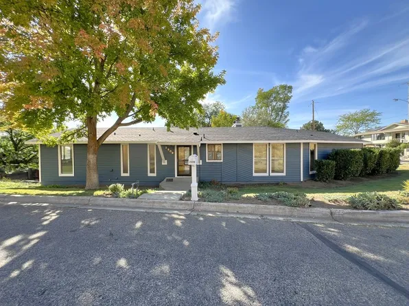 2909 N Hillway Dr, Boise, ID 83702