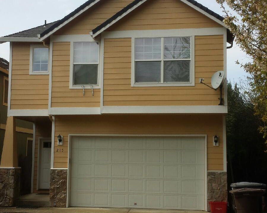 1st image of 215 SE 47th Ave