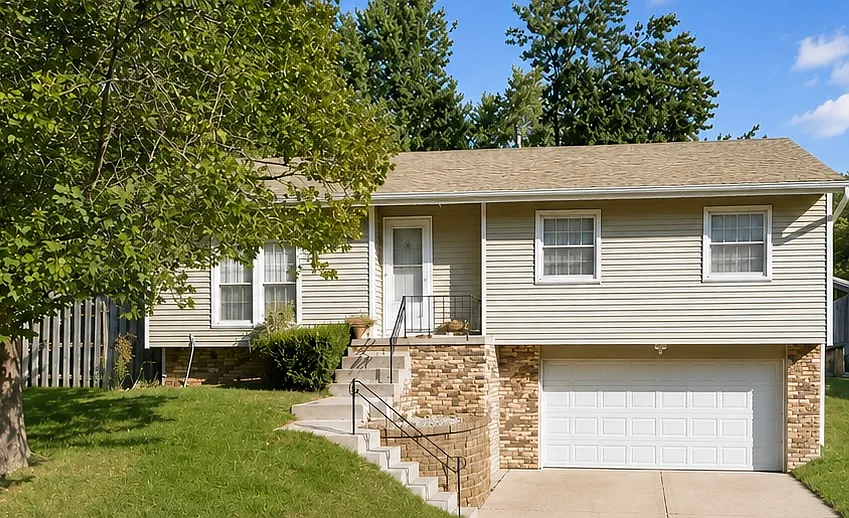 5168 S 147th Cir