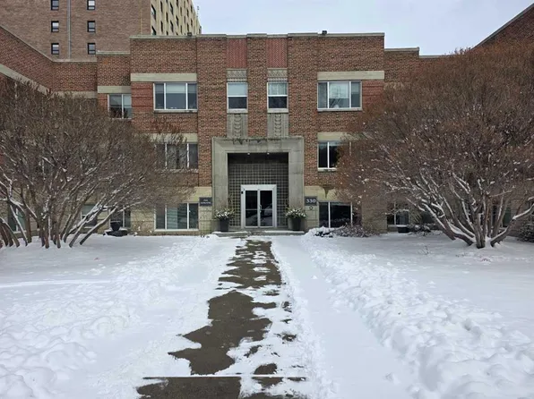 330 E 19th Ave SW #3, Calgary, AB T2S 0C9