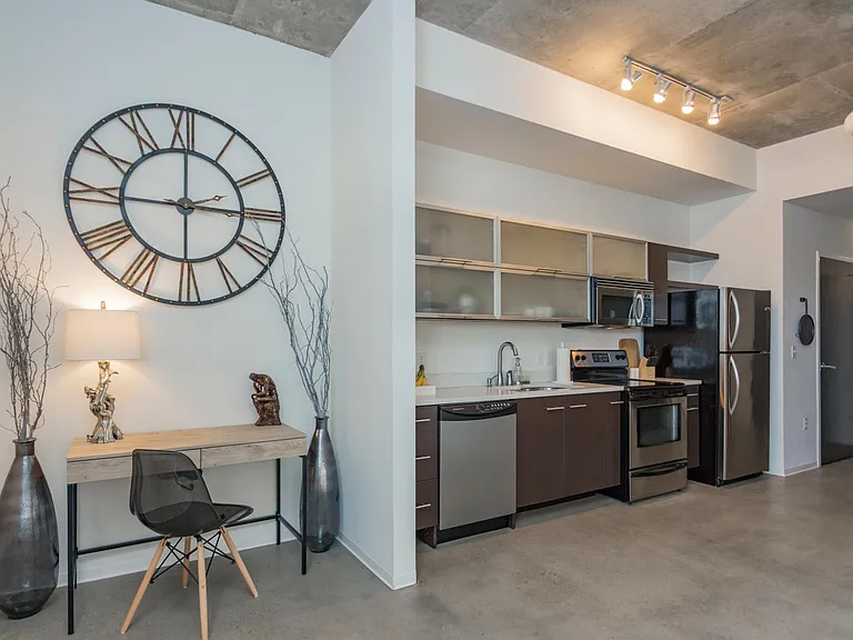 2115 Yeaman Pl #636 — Photo 31