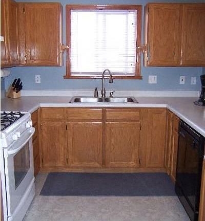 Bright and sunny kitchen