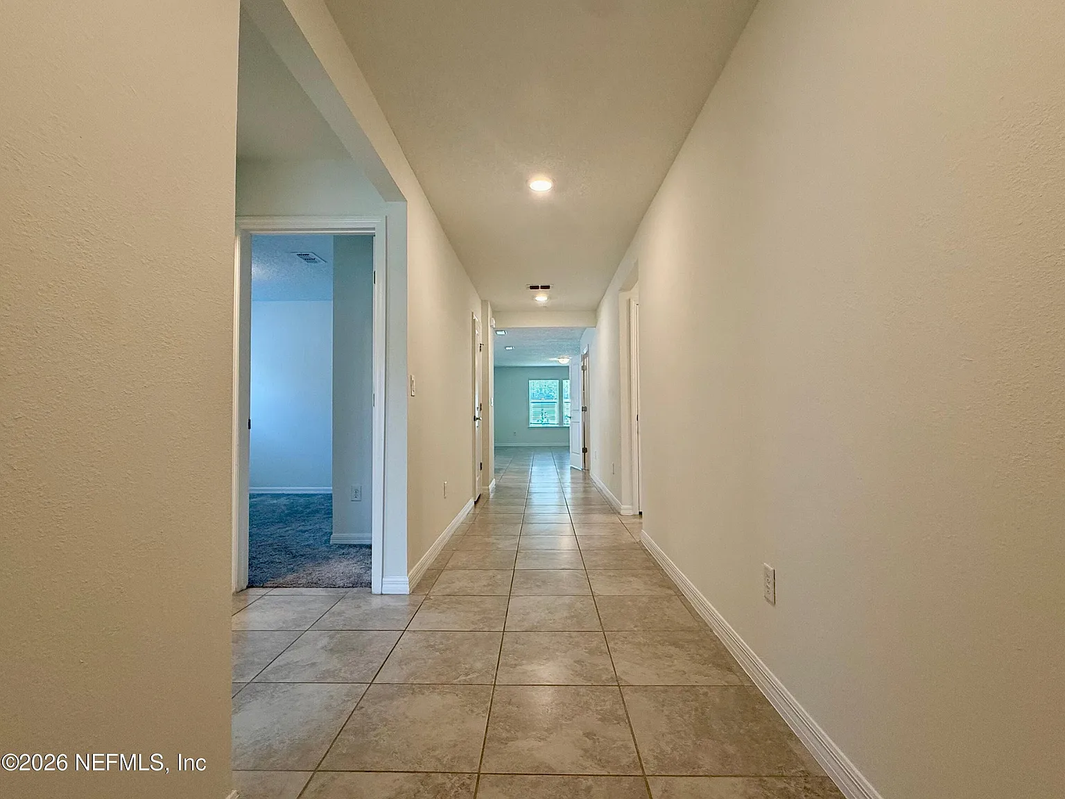 4 bed, 2.0 bath, 1766 sqft, $2,400 — Photo 2