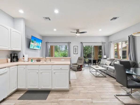 8419 Mulligan Circle, Port St Lucie, FL 34986