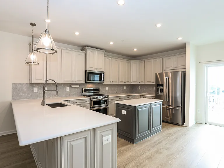 7121 Millstone Rd — Photo 4