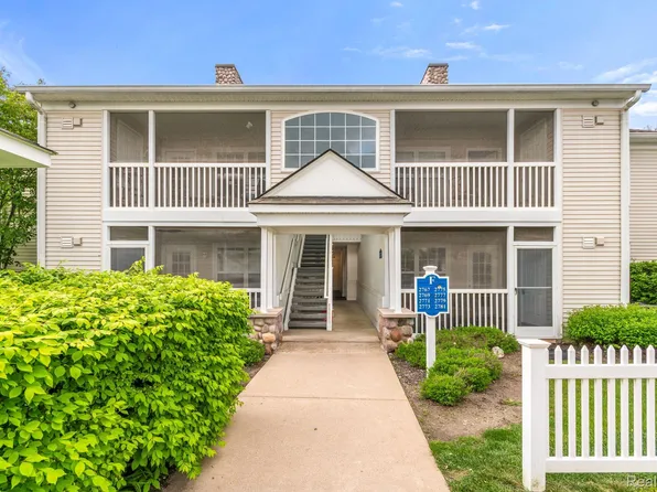 2781 S Knightsbridge Cir Unit 72, Ann Arbor, MI 48105