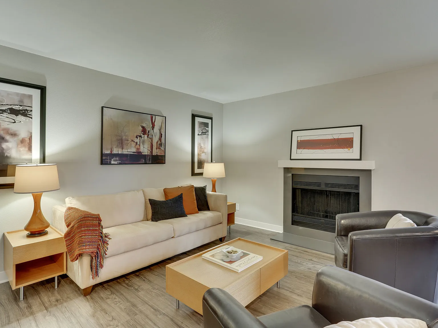 Sterling Pointe — Photo 2