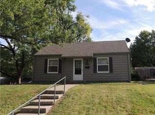 5201 Crest Dr, Kansas City, KS 66106