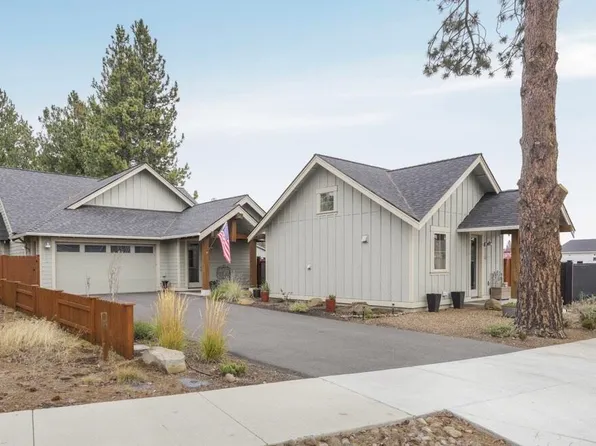 110 W Heising Dr #1, Sisters, OR 97759