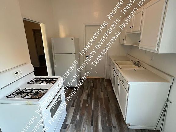2nd image of 16102 Parkgrove Ave