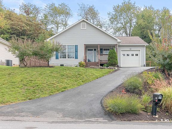 2nd image of 115 John Lemley Ln