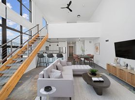 3338 17th St, San Francisco, CA