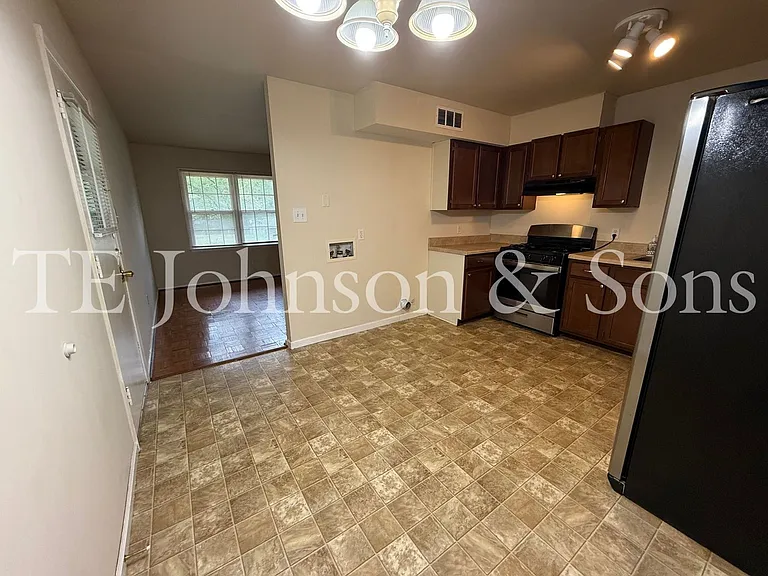 4218 S Jasmin Ct — Photo 9