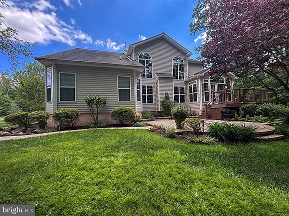 4th image of 8216 Anglers Edge Ct
