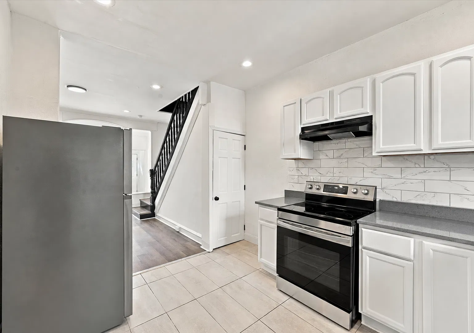 Renovated 3 Bedroom House in North Philadelphia — Photo 4