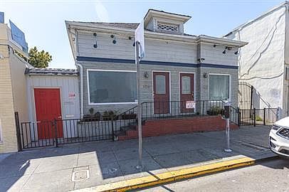 2nd image of 126 E San Salvador St #A