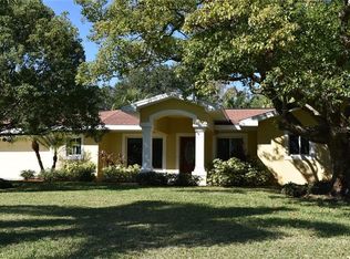 2395 Indian Ave, Belleair Bluffs, FL 33770