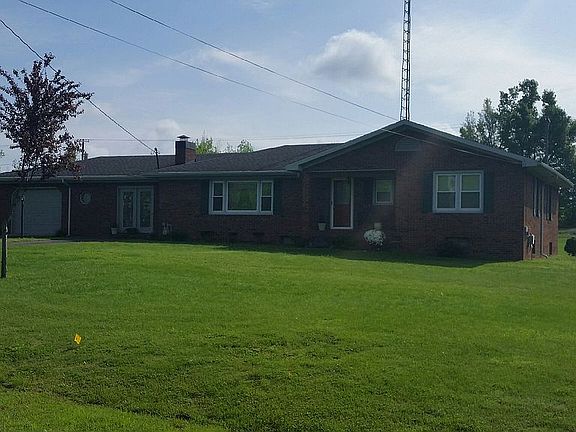 3rd image of 1474 N 2nd St