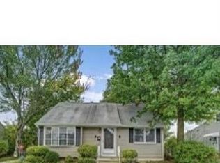 64 W Francis St, Iselin, NJ