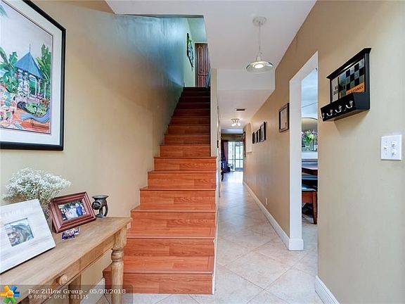 3rd image of 237 Jacaranda Dr #40