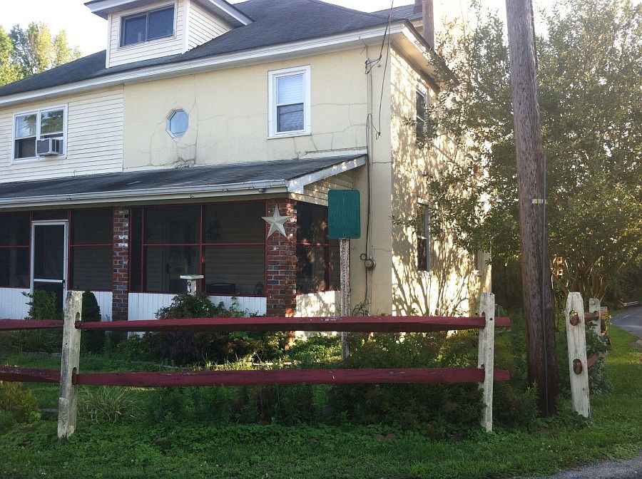 2nd image of 333 Ewan Rd