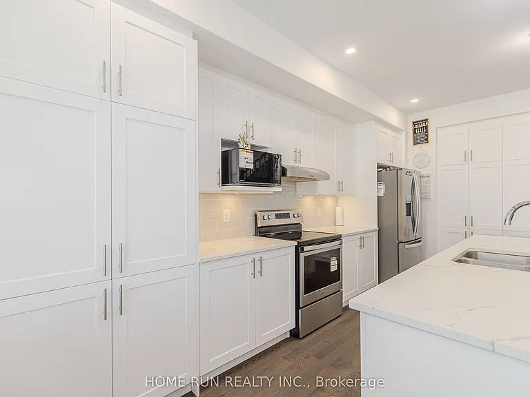 206 Bristol Cres — Photo 10