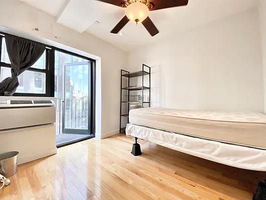 Rented by Voro NYC | media 17