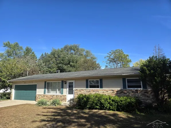 91 Kratz Pl, Hemlock, MI 48626