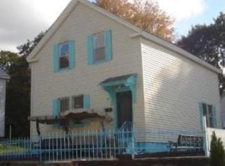 13 Bluff St, Worcester, MA 01610