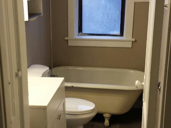 5th image of 1088 S Taylor Ave APT 2S
