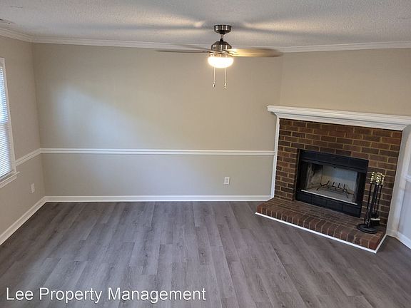 2nd image of 118 Kingsbridge Ln