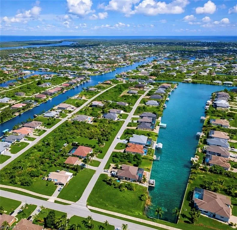 Gulf Cove — Photo 4