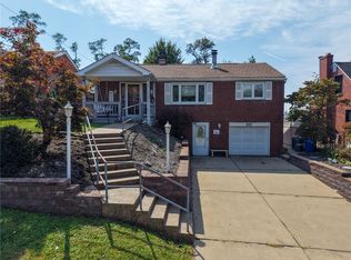 922 Lindberg Ave, Homestead, PA 15120