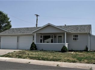 176 East Dr, Sidney, NE 69162