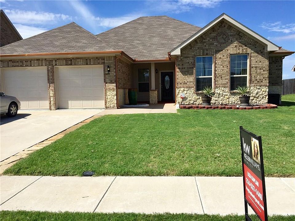 1st image of 267 Saddlebrook Ln