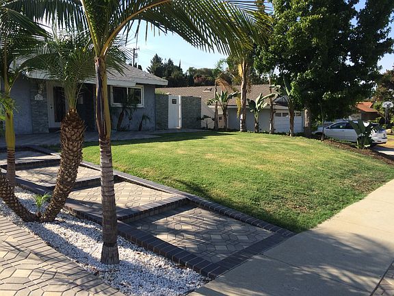 4th image of 2241 Angelcrest Dr