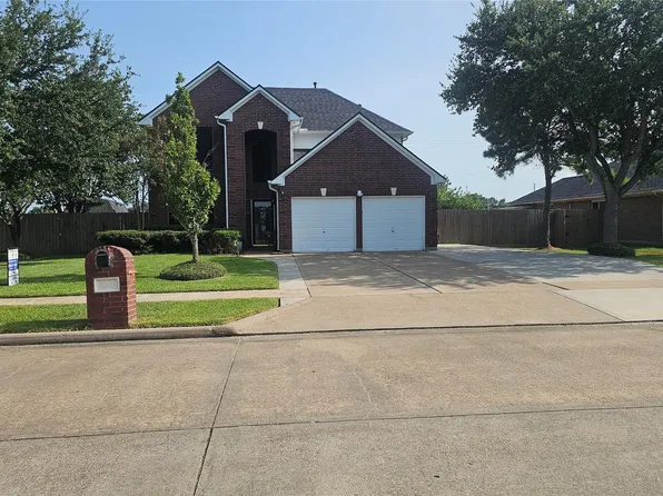 1205 28th Ave N, Texas City, TX 77590